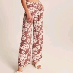 Abercrombie and Fitch Floral Print Linen Pants
